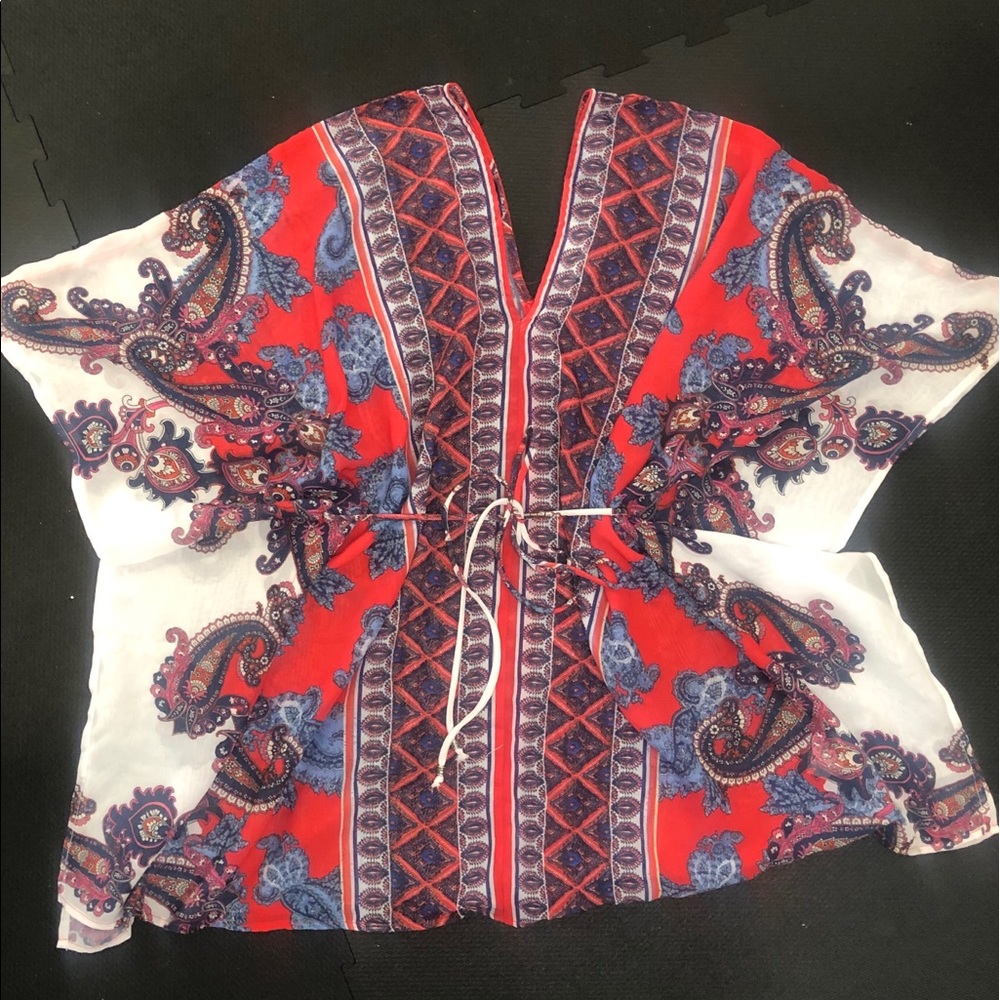 Jessica Simpson flowy Top or cover up - maternity